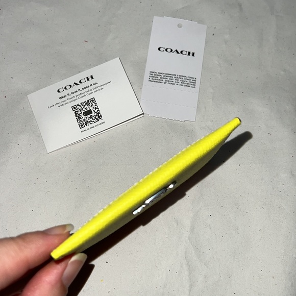 COACH Slim Id Card Case In Colorblock - Picture 10 of 11